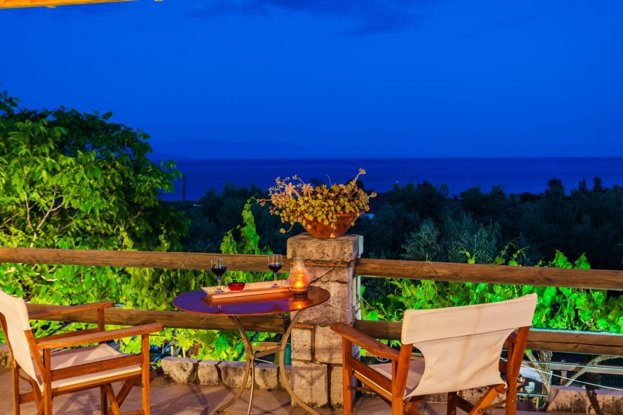 Petalidi Olive Garden Stone House Near The Beach Bagian luar foto